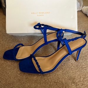 Kelly Rowland for JustFab Blue Heels